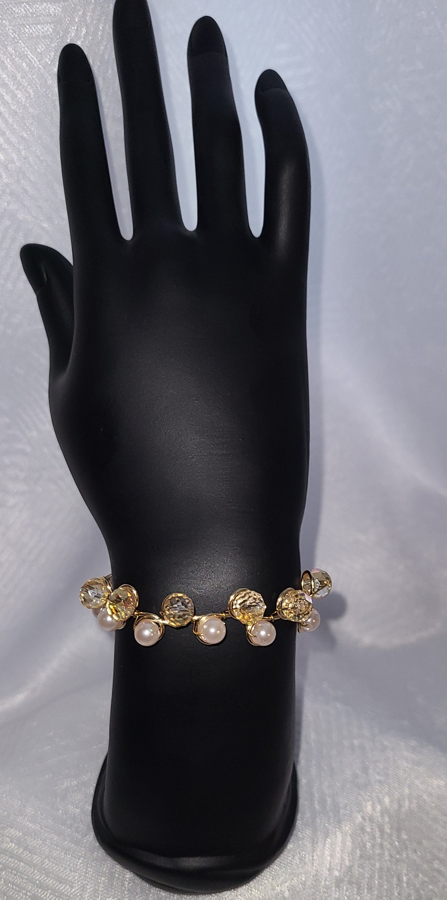 Bracelets: Open-hook Adjustable