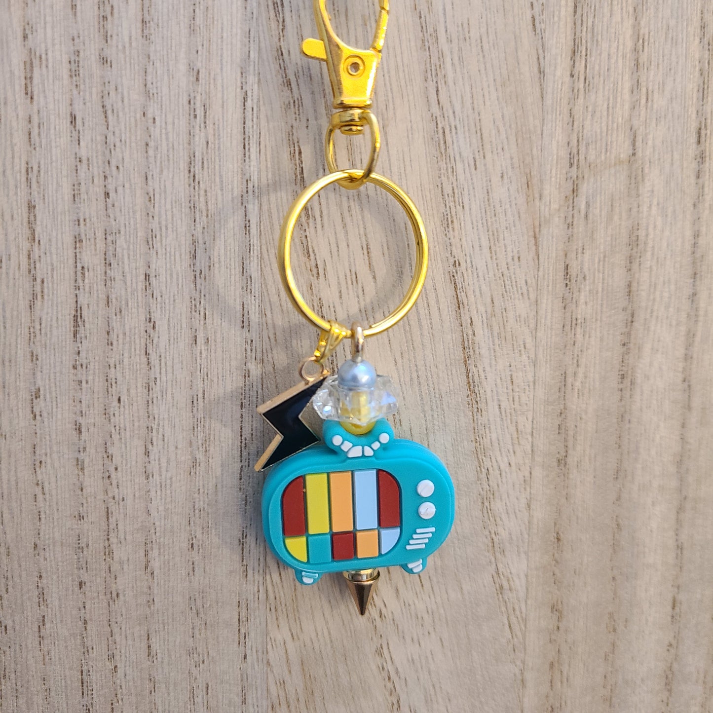 (B) Keychain